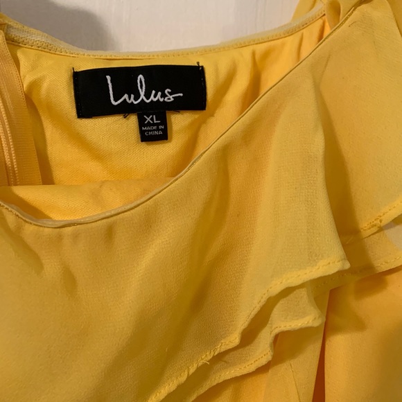 Beautiful Off the Shoulder Yellow Dress - Picture 5 of 5